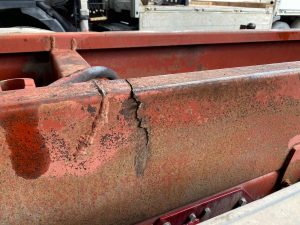 Telaio autocarro di supporto di una gru con rottura